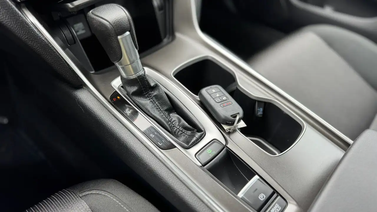 Honda Accord снимка Honda Accord