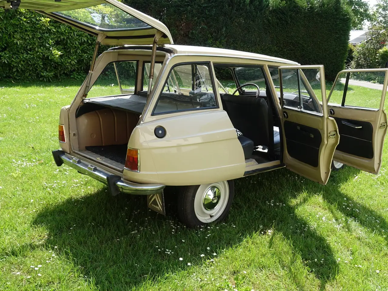 Citroen Ami 8 Break, foto 1