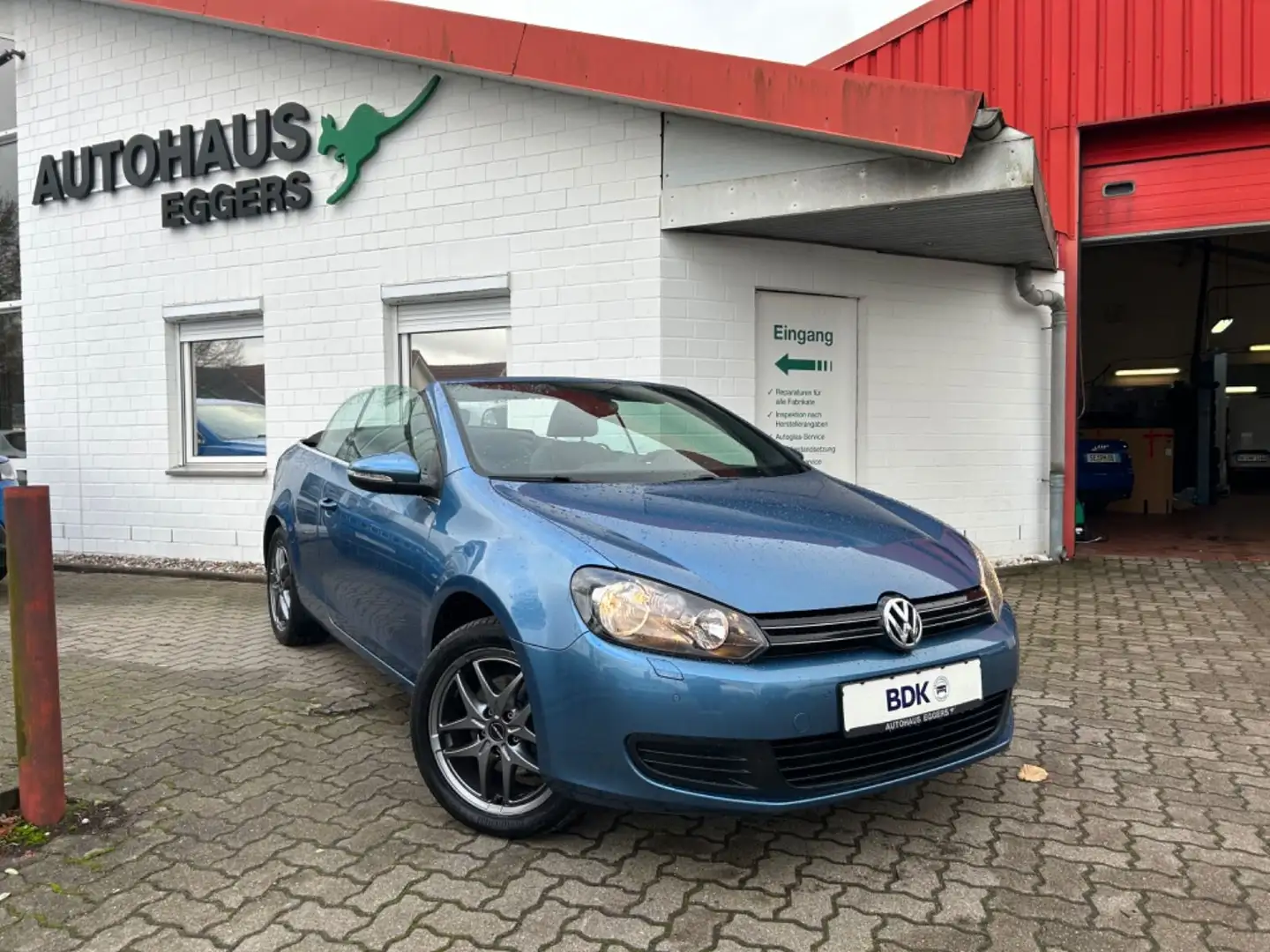 Volkswagen Golf VI Cabriolet/NAVI/SHZ/AUT/PDC/TEMP/S+W/2HD Blau - 2
