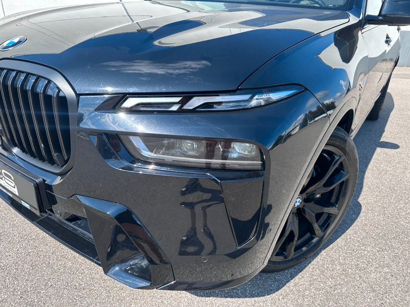 BMW X7 xDr 40d M Sport Pro|Aktivlenk|SkyL|AHK|BEIGE| — photo 13