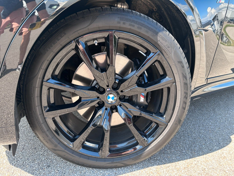 BMW X7 xDr 40d M Sport Pro|Aktivlenk|SkyL|AHK|BEIGE| — photo 3