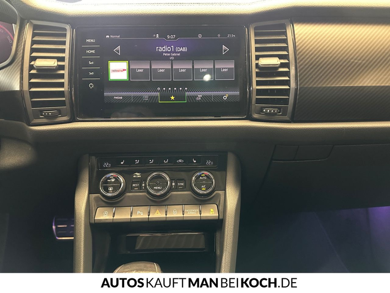 Skoda Kodiaq 2.0 TDI DSG 4x4 Sportline NAVI PANO MATRIX — photo 13