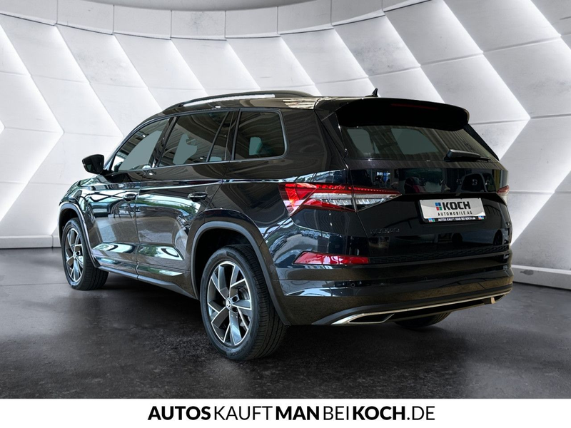 Skoda Kodiaq 2.0 TDI DSG 4x4 Sportline NAVI PANO MATRIX — photo 4