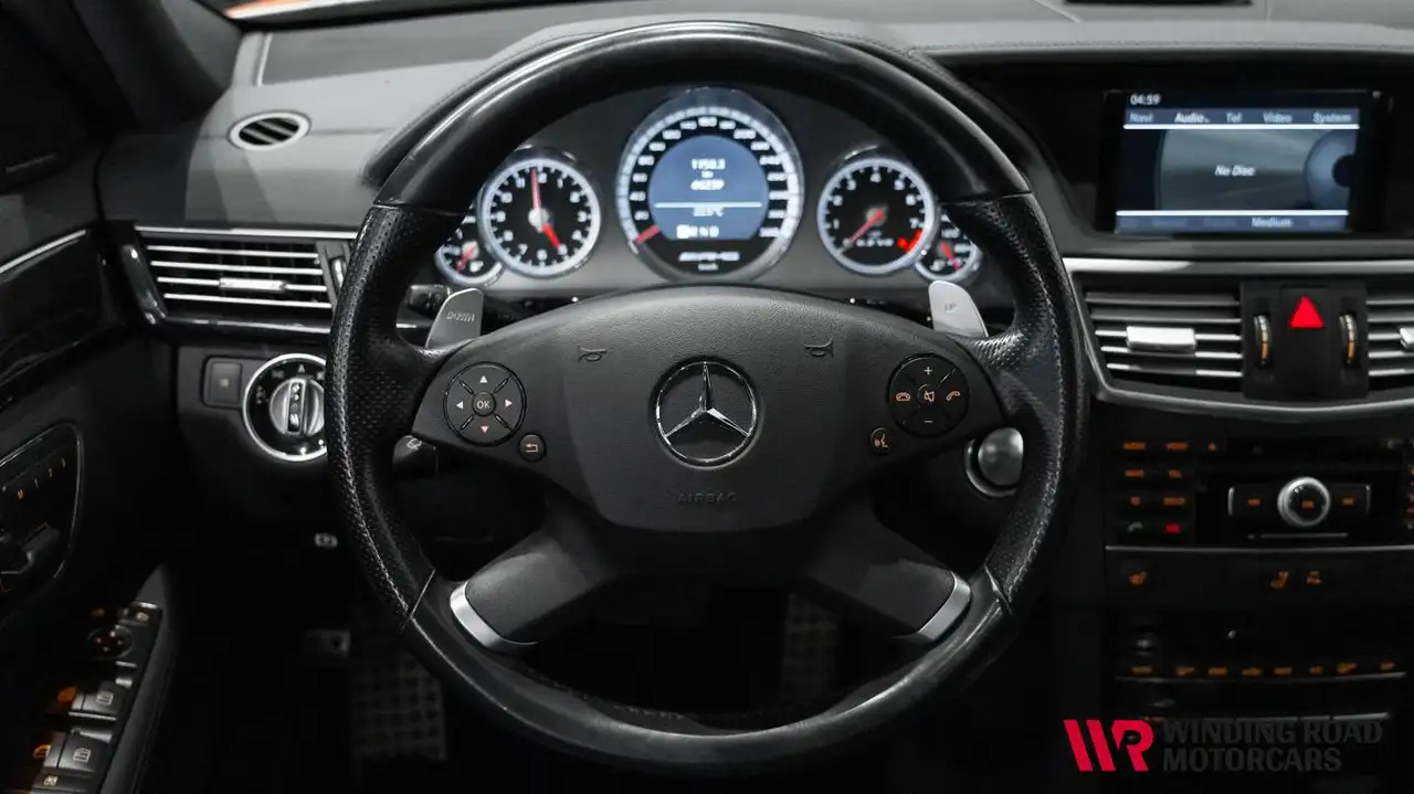 Mercedes-Benz E-Class fotografie Mercedes-Benz E-Class