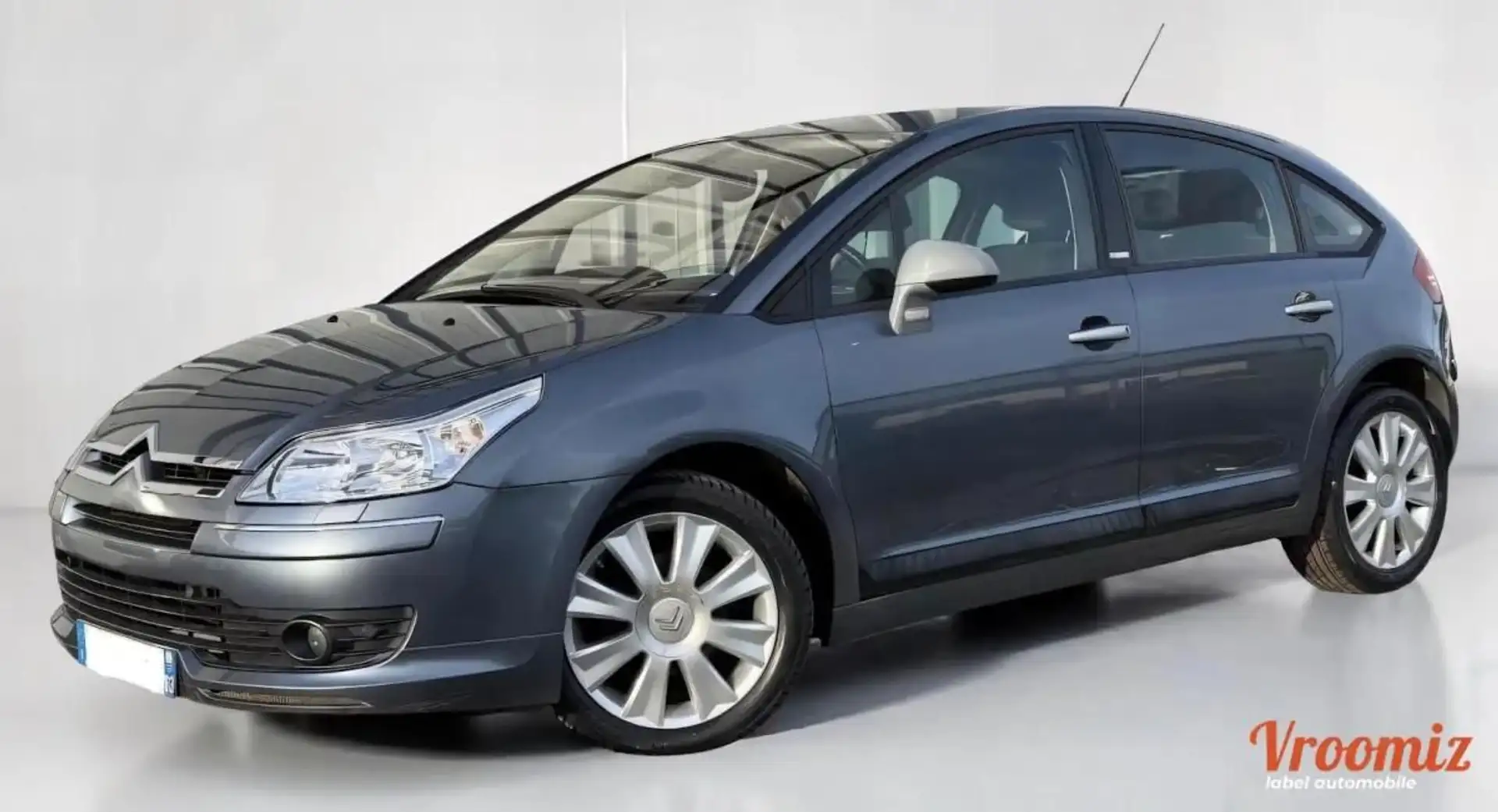 Citroen C4 1.6 hdi 110ch (6 cv ) 16V Turbo - BVM5 - 5 Portes - Gris - Exclusive - 2005 Gris - 1