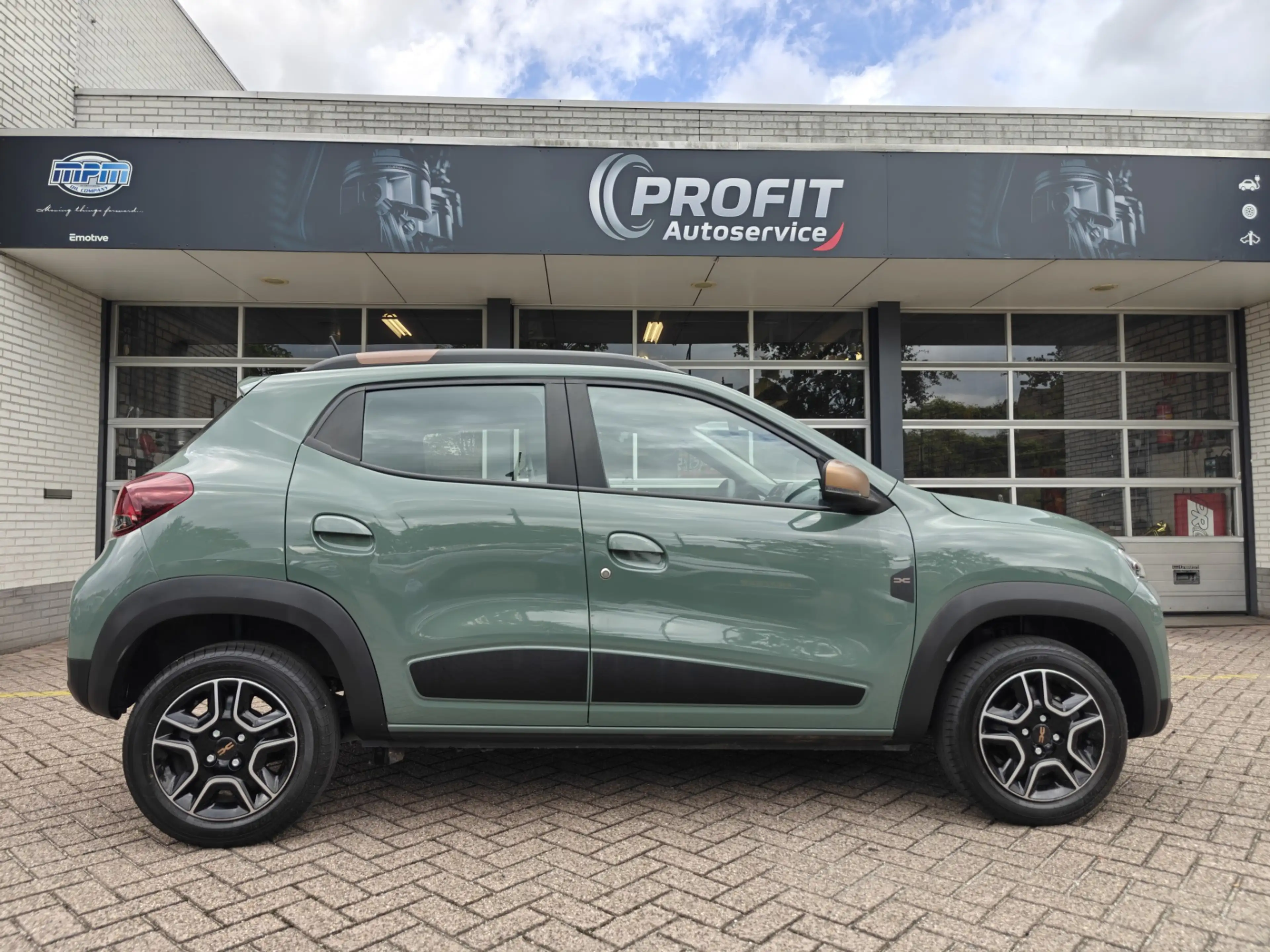 Dacia Spring Extreme 27 kWh / Lederen bekleding / Camera ! — photo 3