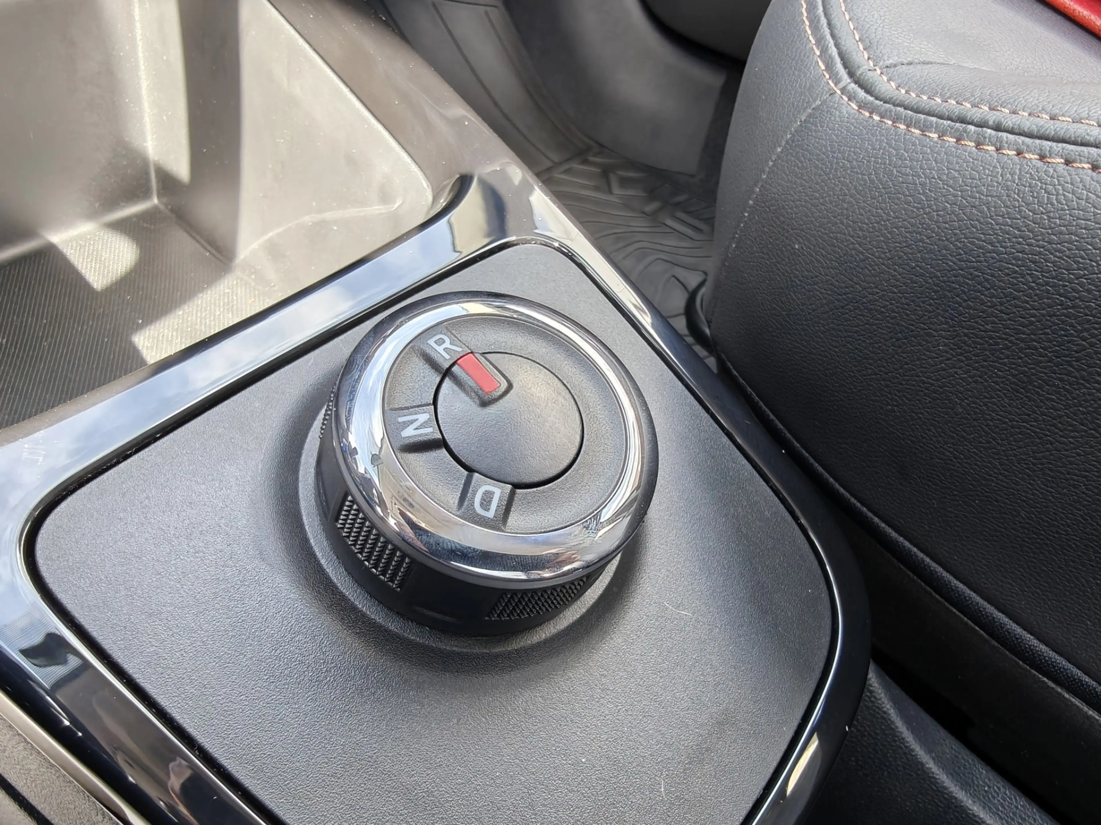 Dacia Spring Extreme 27 kWh / Lederen bekleding / Camera ! — photo 18