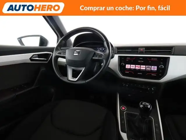 SEAT Arona view 14