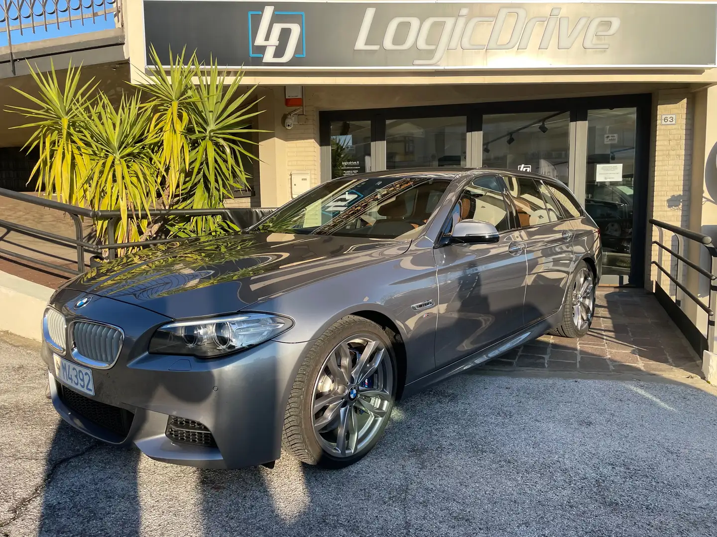 BMW 550 d M 381cv XDrive Touring IMPECCABILE !!! Gris - 1