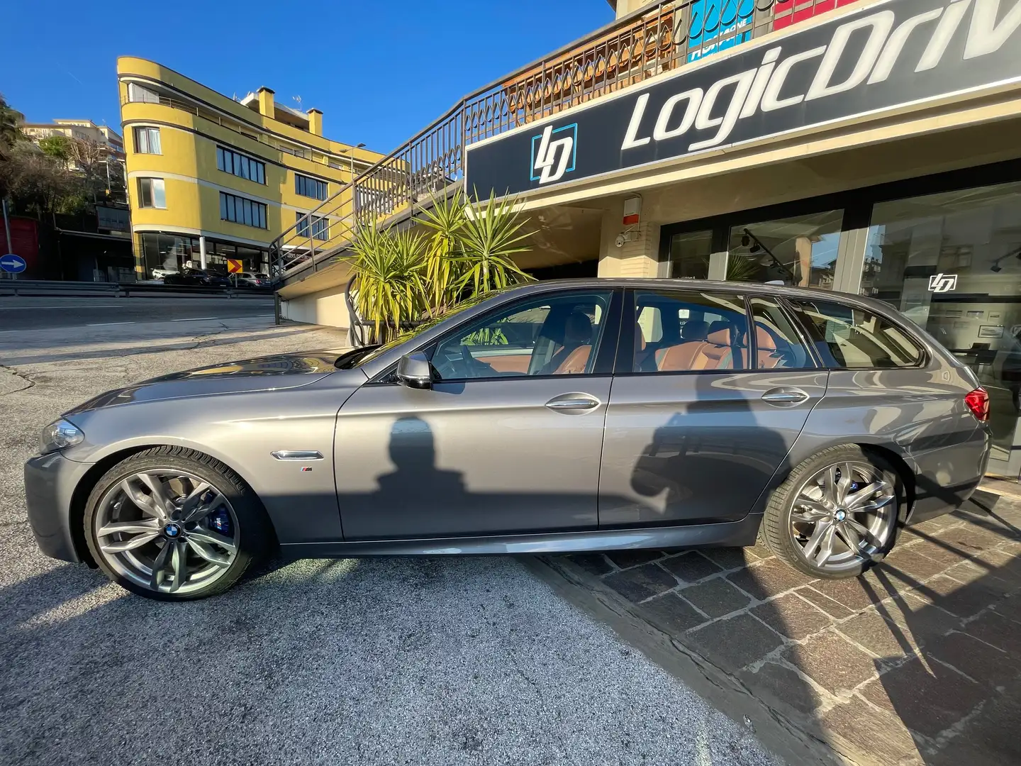 BMW 550 d M 381cv XDrive Touring IMPECCABILE !!! Gris - 2