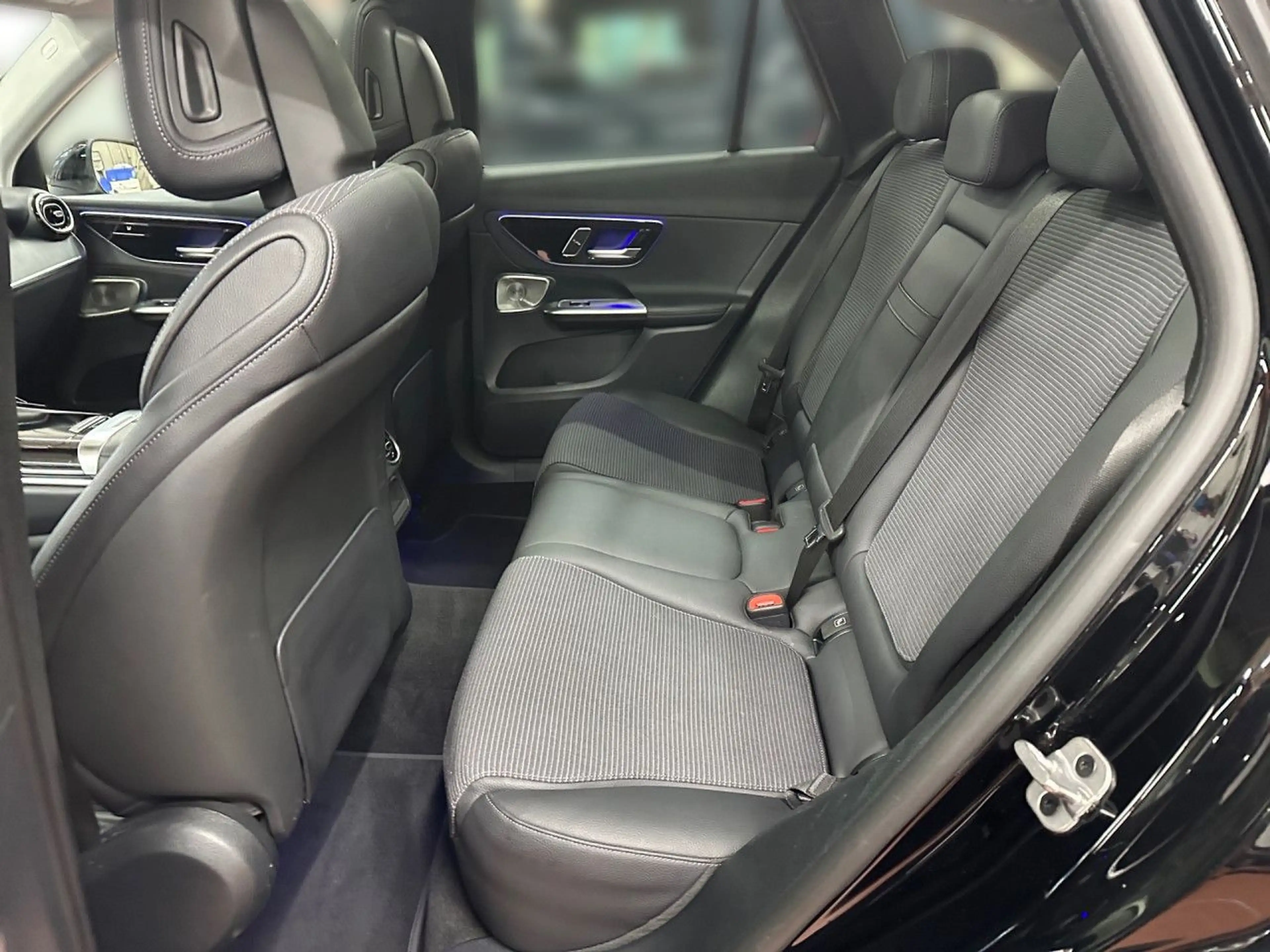 Mercedes-Benz GLC 220 d 4M Fahrass WideScreen Pano Burmester AHK — photo 12