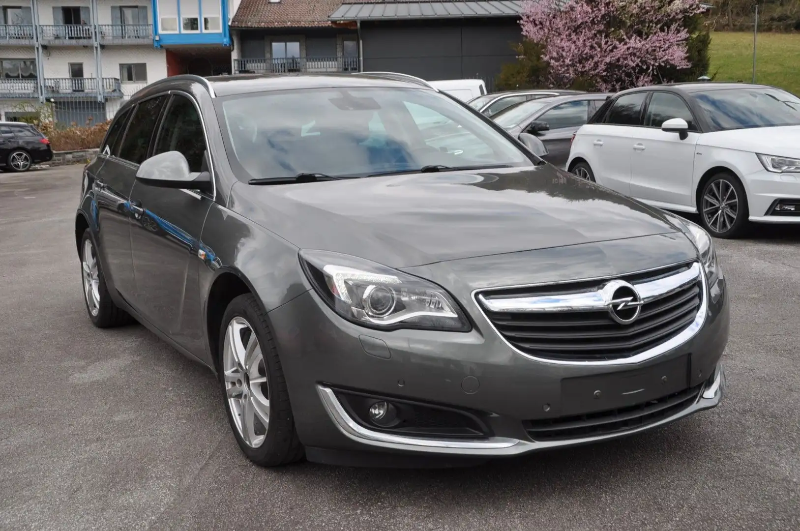 Opel Insignia A Sports Tourer Innovation Gris - 2