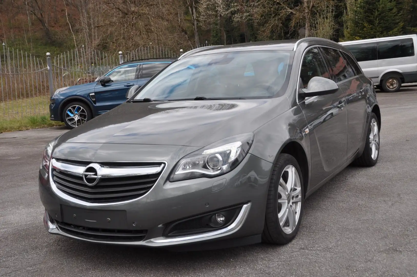 Opel Insignia A Sports Tourer Innovation Gris - 1