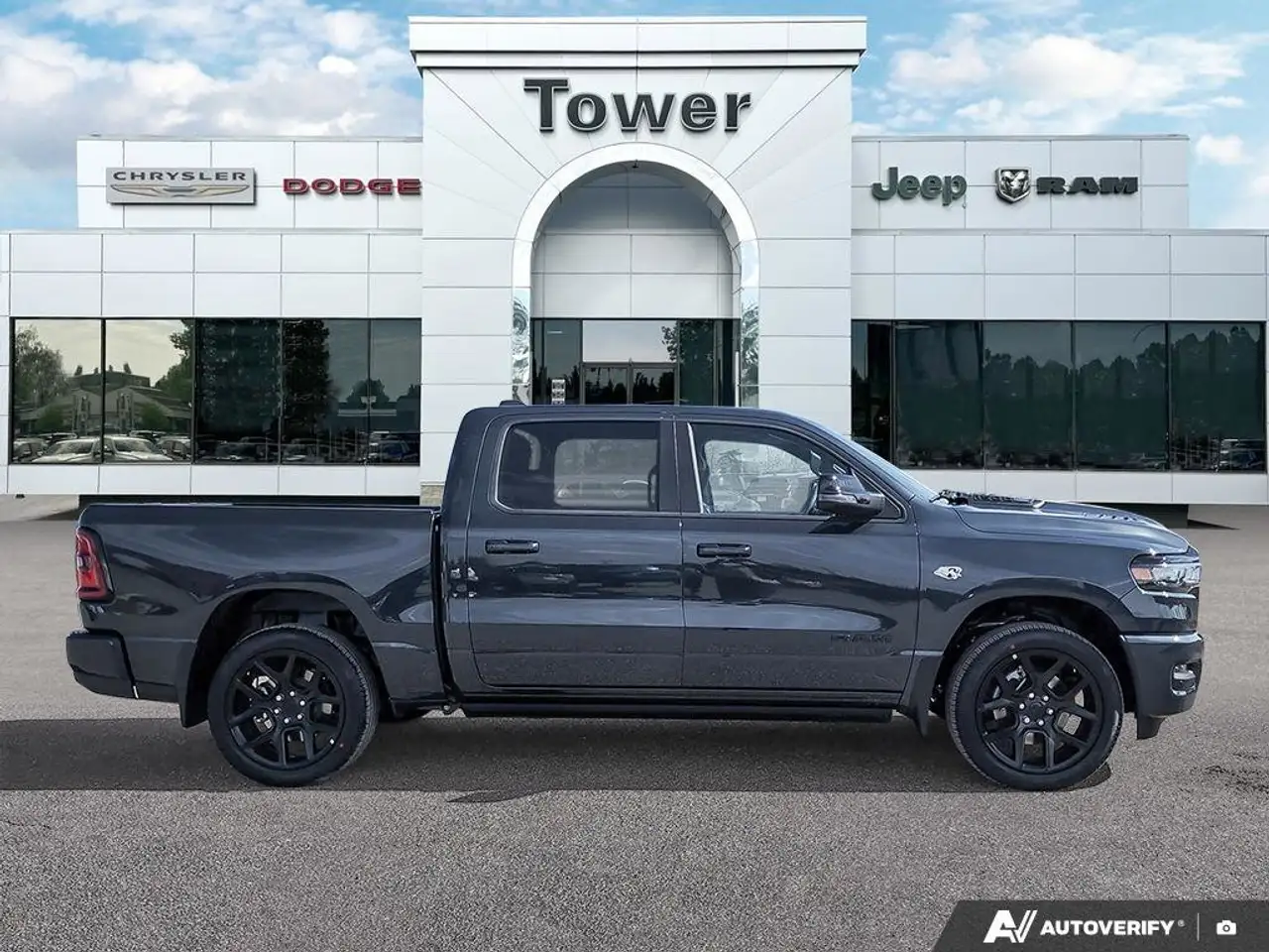 RAM 1500 снимка RAM 1500