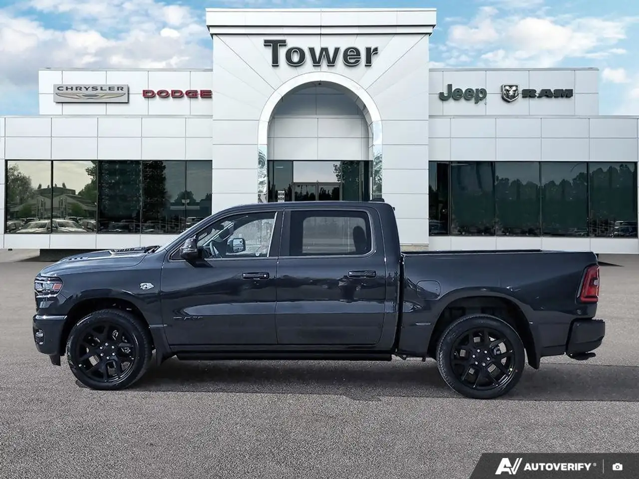RAM 1500 снимка RAM 1500