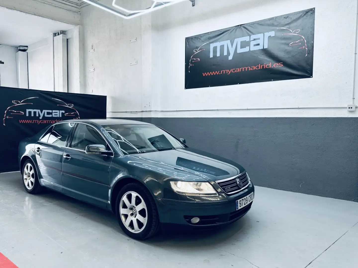 Volkswagen Phaeton 3.2 V6 4Motion Tiptronic 5pl. Gris - 1