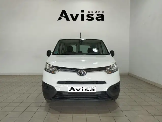 Toyota Proace City view 10