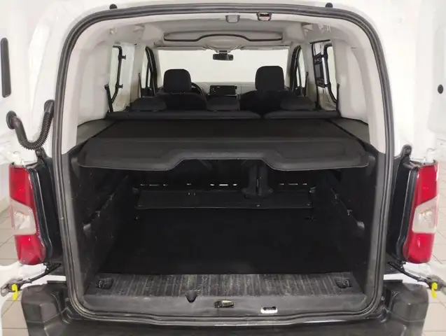 Toyota Proace City view 7