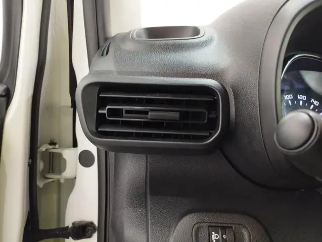 Toyota Proace City view 12
