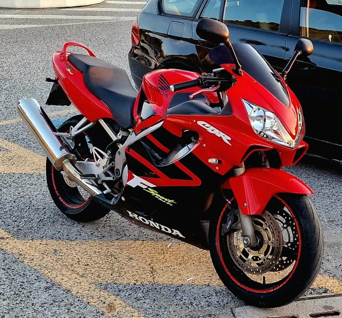 Honda CBR 600 f Rouge - 1