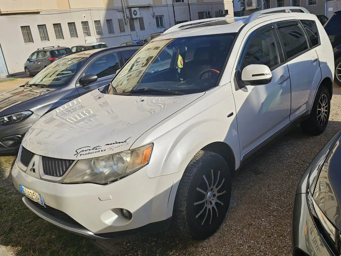 Mitsubishi Outlander 2.2 TDI Bianco - 1