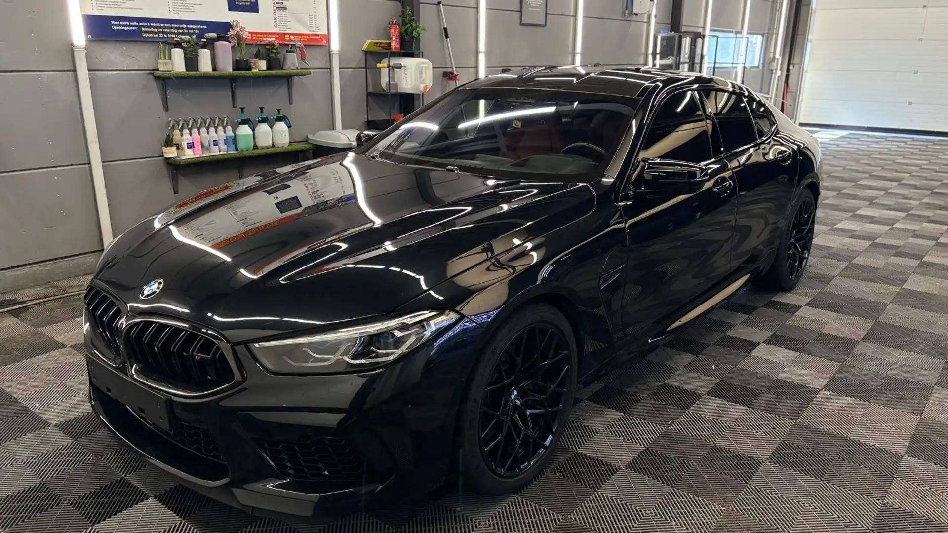 BMW M8