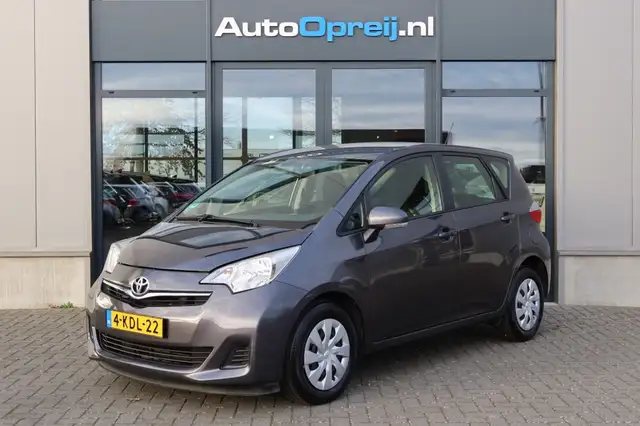 Toyota Verso-S 1.3 VVT-i AUTOMAAT Comfort Plus Airco, Trekhaak, D