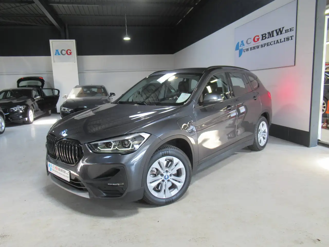 BMW X1 Hybride Plug In Carplay Full LED Achteruitrijcamera PDC Hulp Navigatie Bluetooth, миниатюра 2