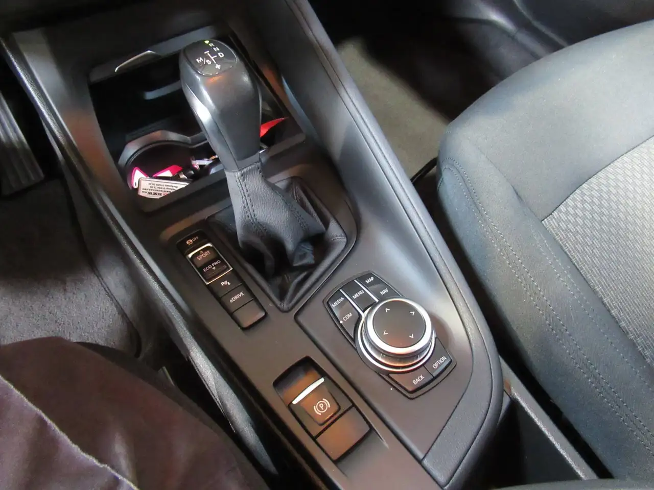 BMW X1 Hybride Plug In Carplay Full LED Achteruitrijcamera PDC Hulp Navigatie Bluetooth, миниатюра 11
