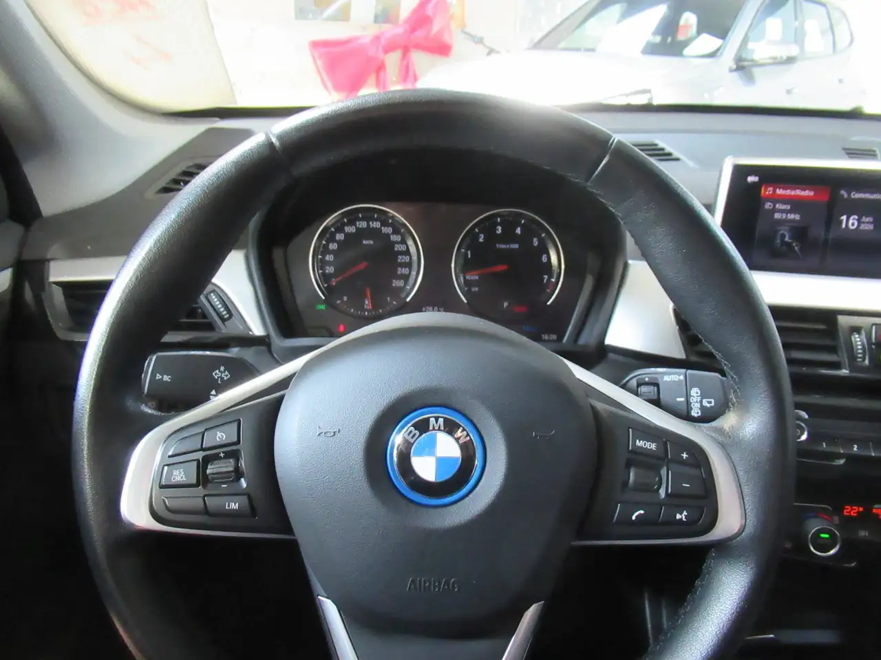 BMW X1 Hybride Plug In Carplay Full LED Achteruitrijcamera PDC Hulp Navigatie Bluetooth, миниатюра 14