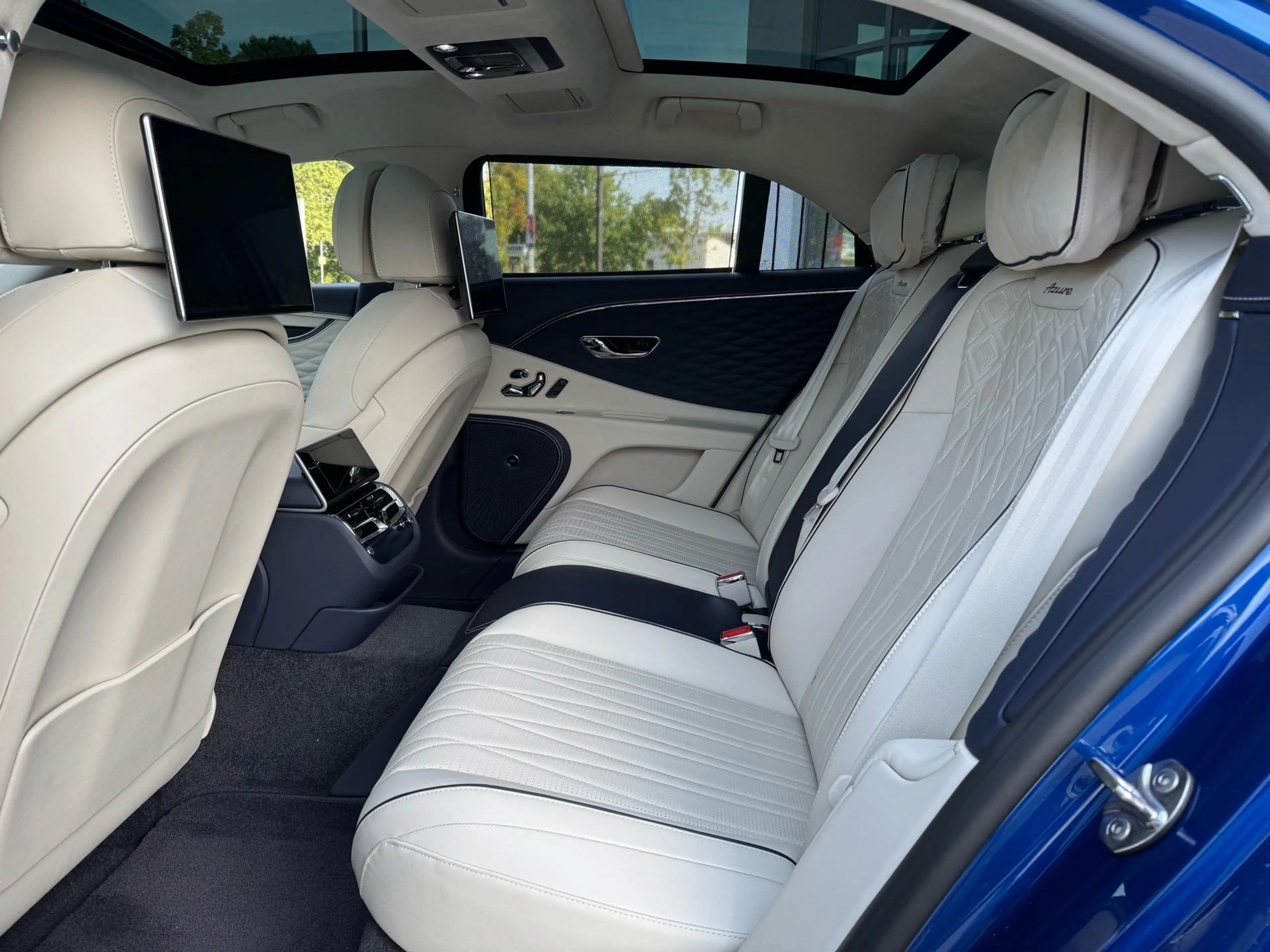 Bentley Flying Spur Azure V8 *NAIM*Standhzg*PPF* — photo 15