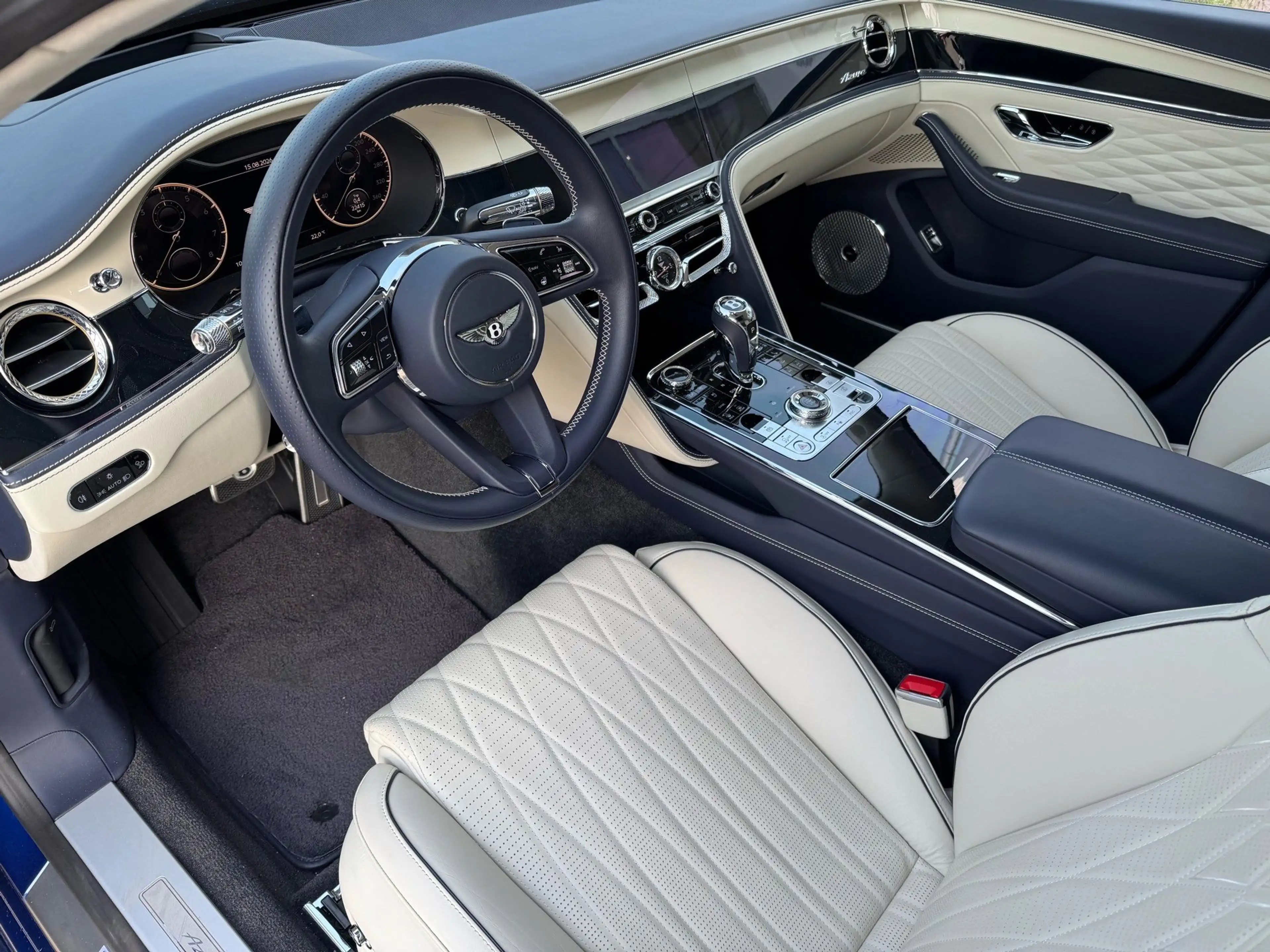 Bentley Flying Spur Azure V8 *NAIM*Standhzg*PPF* — photo 13