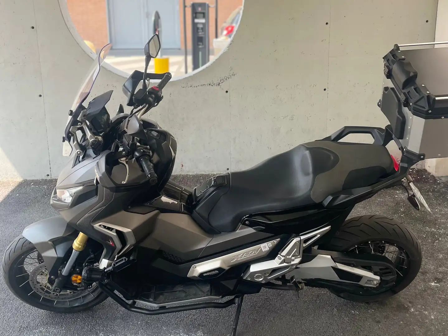 Honda X-ADV 750 dct abs del 2017 Grigio - 2