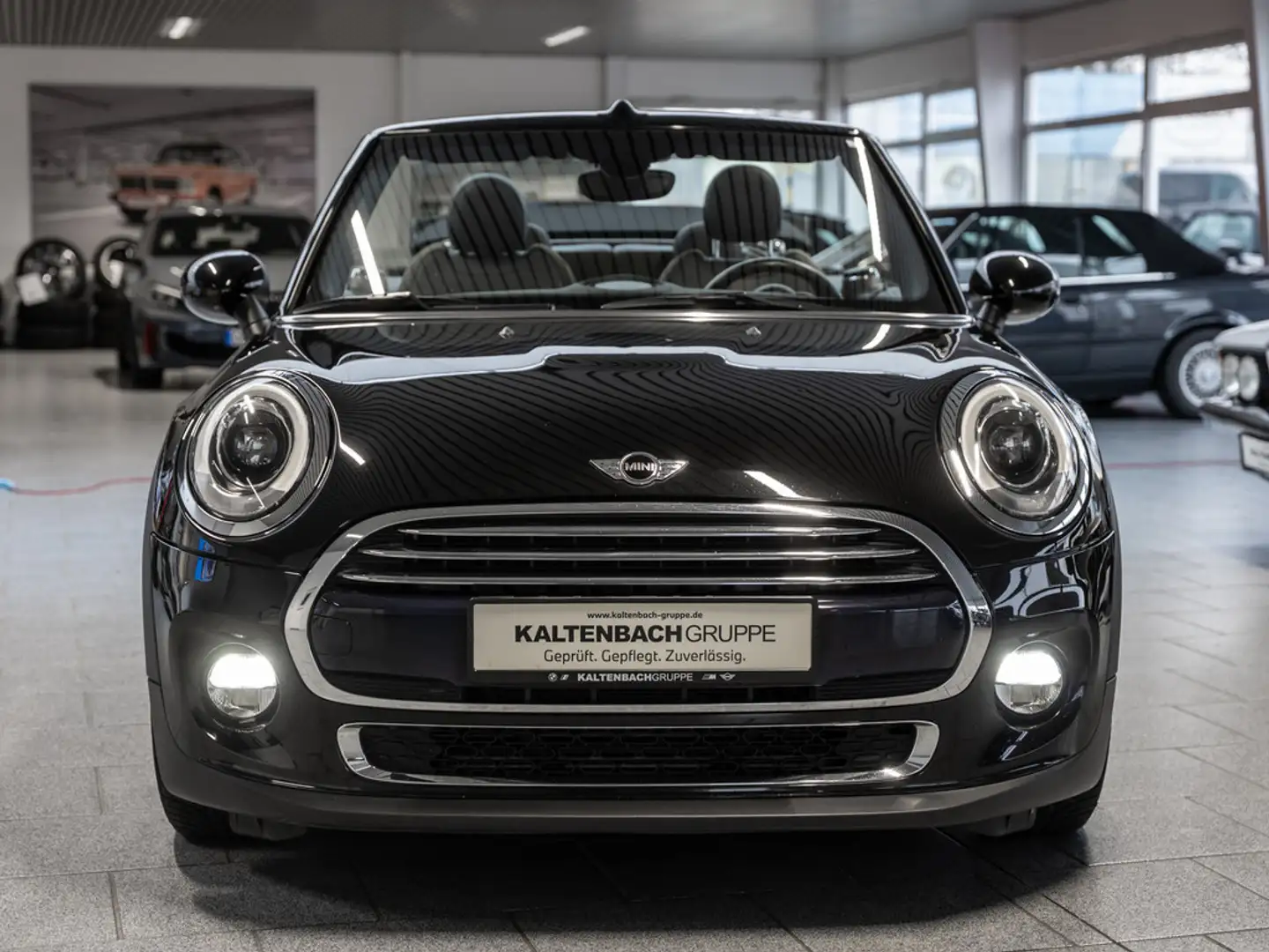 MINI Cooper Cabrio Chili LED NAVI SHZ PDC KLIMA Schwarz - 2