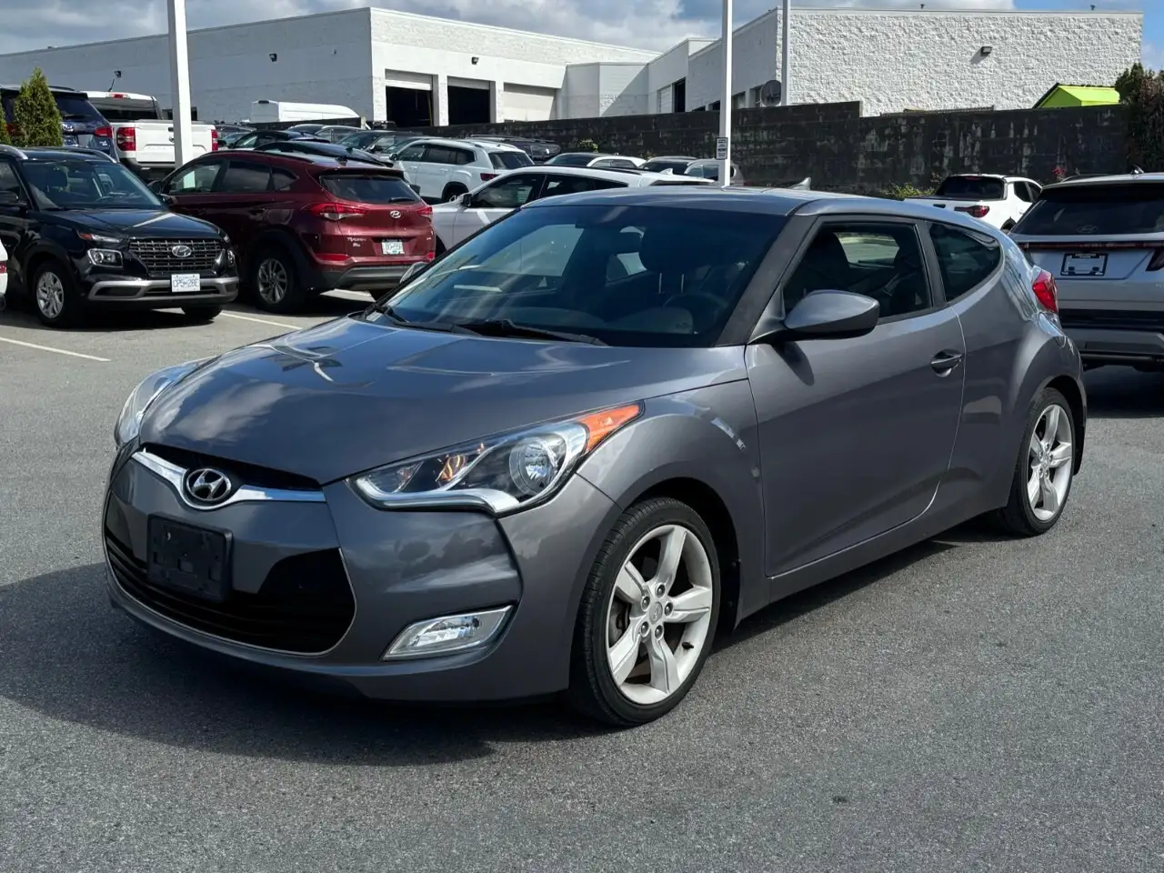 Hyundai VELOSTER photo Hyundai VELOSTER