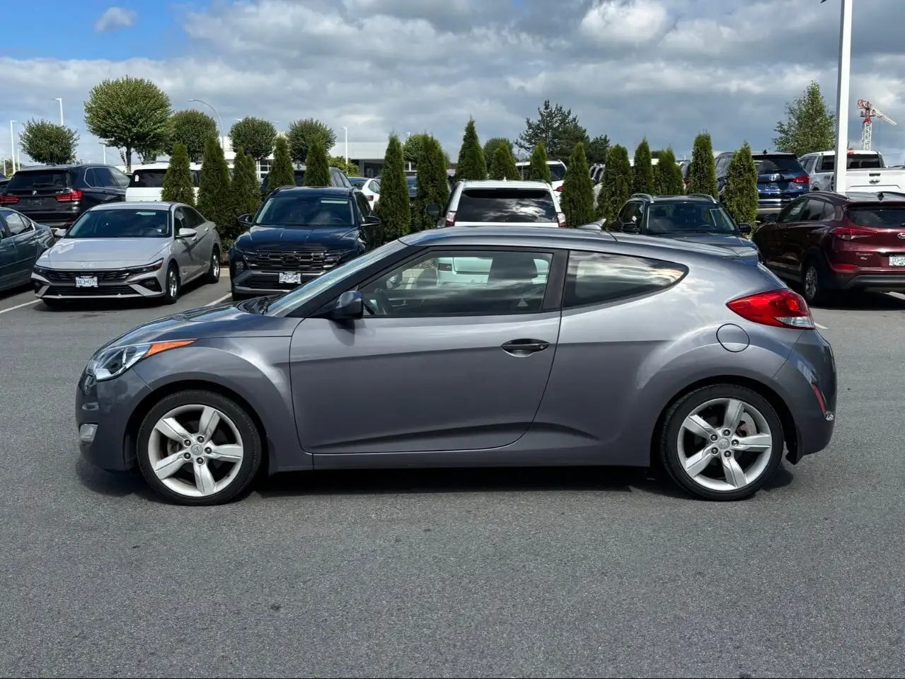 Hyundai VELOSTER photo Hyundai VELOSTER