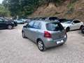 Toyota Yaris 1.3 VVT-i 87cv Sol Gris - thumbnail 3