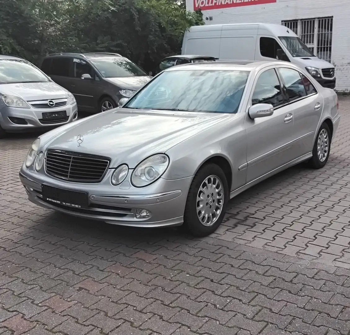 Mercedes-Benz E 240 E -Klasse   Automatikgetriebe  Benzin/ Gas Argent - 1