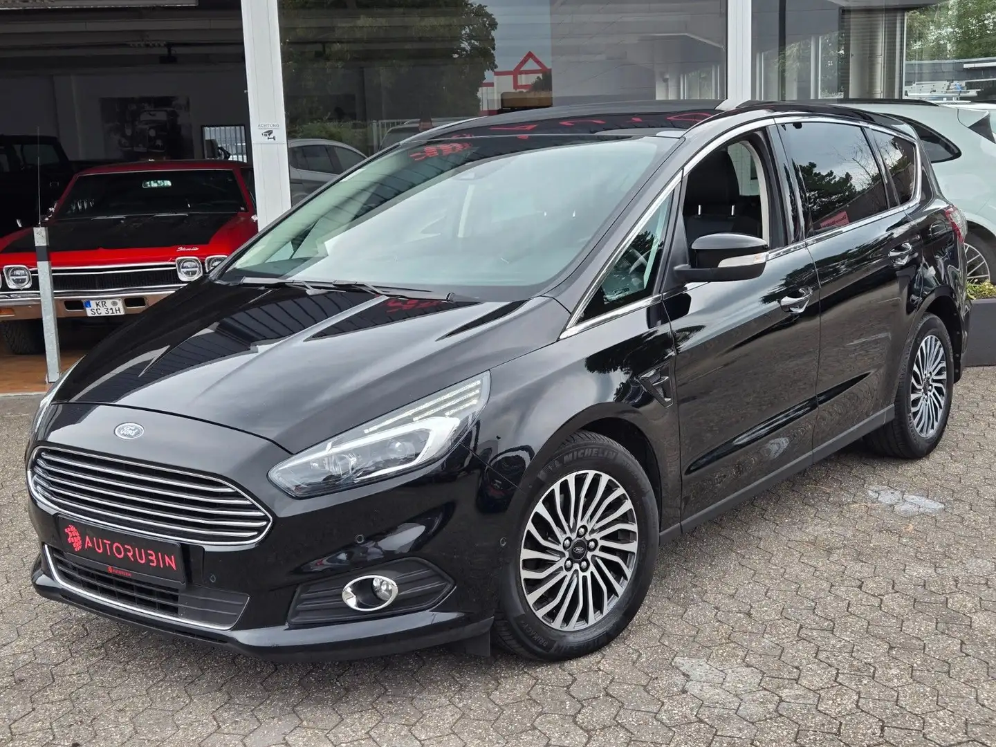 Ford S-Max S-MAX Titanium 7-Sitzer/TOT/PANO/KAMERA Schwarz - 2