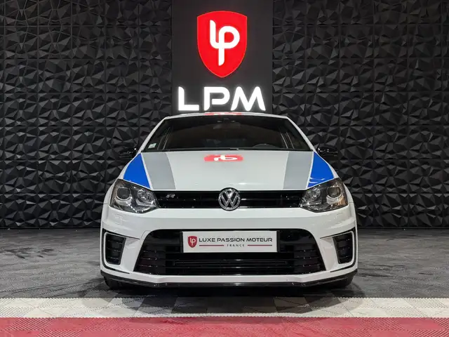 Volkswagen Polo view 2