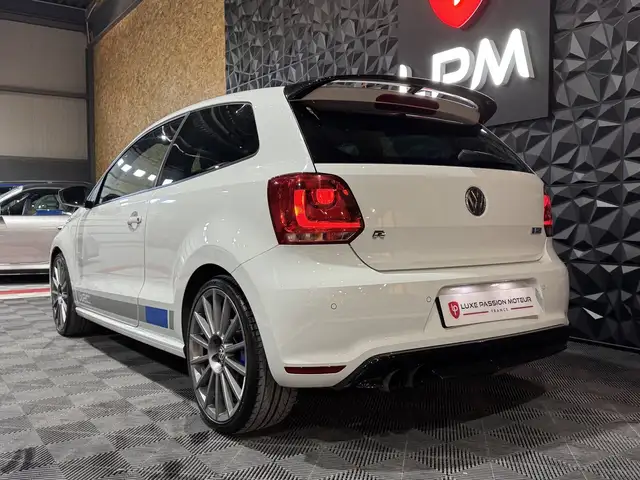 Volkswagen Polo view 11