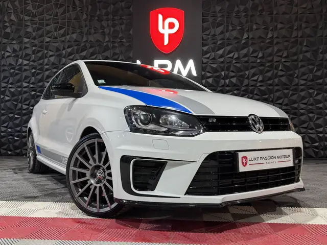 Volkswagen Polo view 3