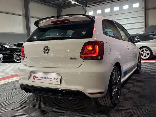 Volkswagen Polo view 12