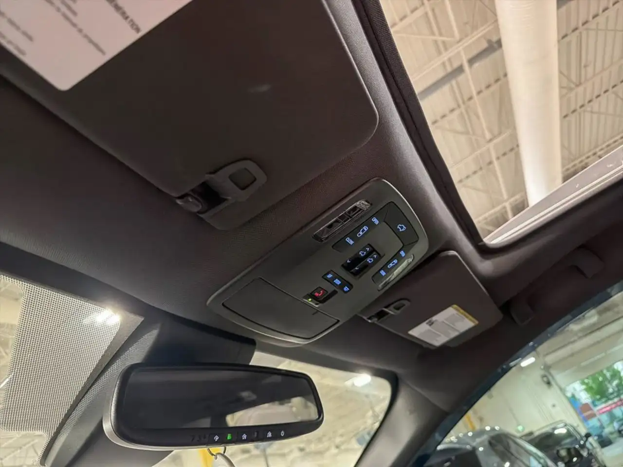 Toyota Sienna снимка Toyota Sienna
