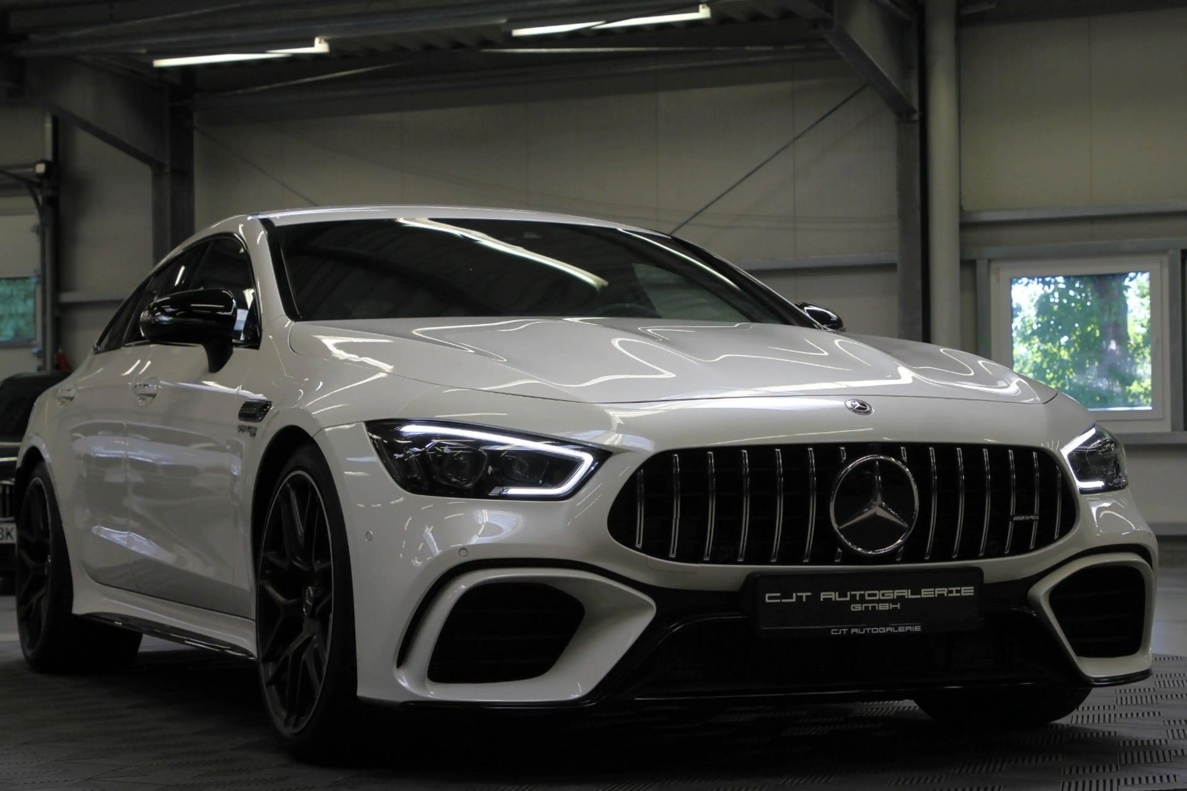 Mercedes-Benz AMG GT 63 S 4Matic+ Drivers / Massage / Burmester — photo 13