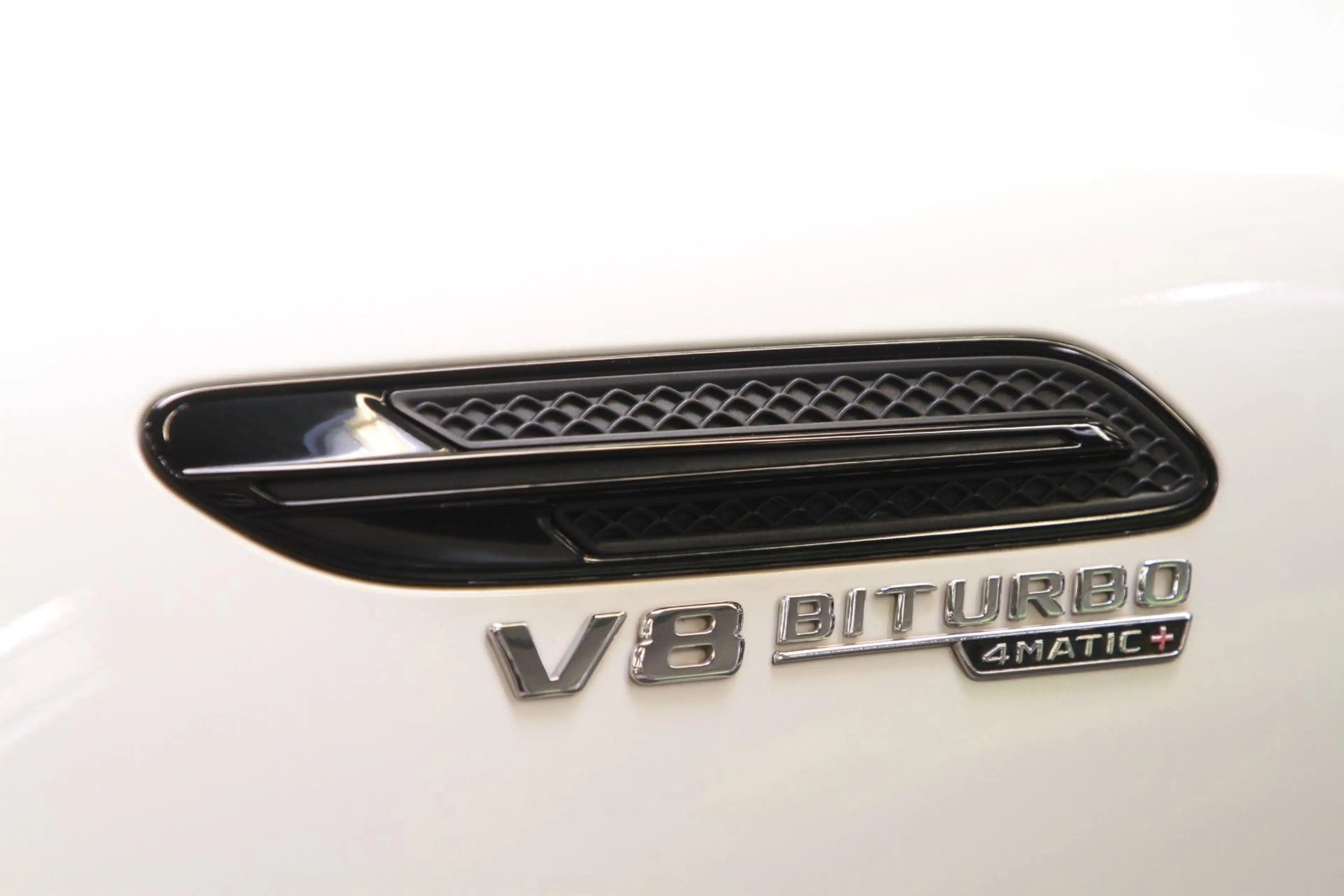 Mercedes-Benz AMG GT 63 S 4Matic+ Drivers / Massage / Burmester — photo 6