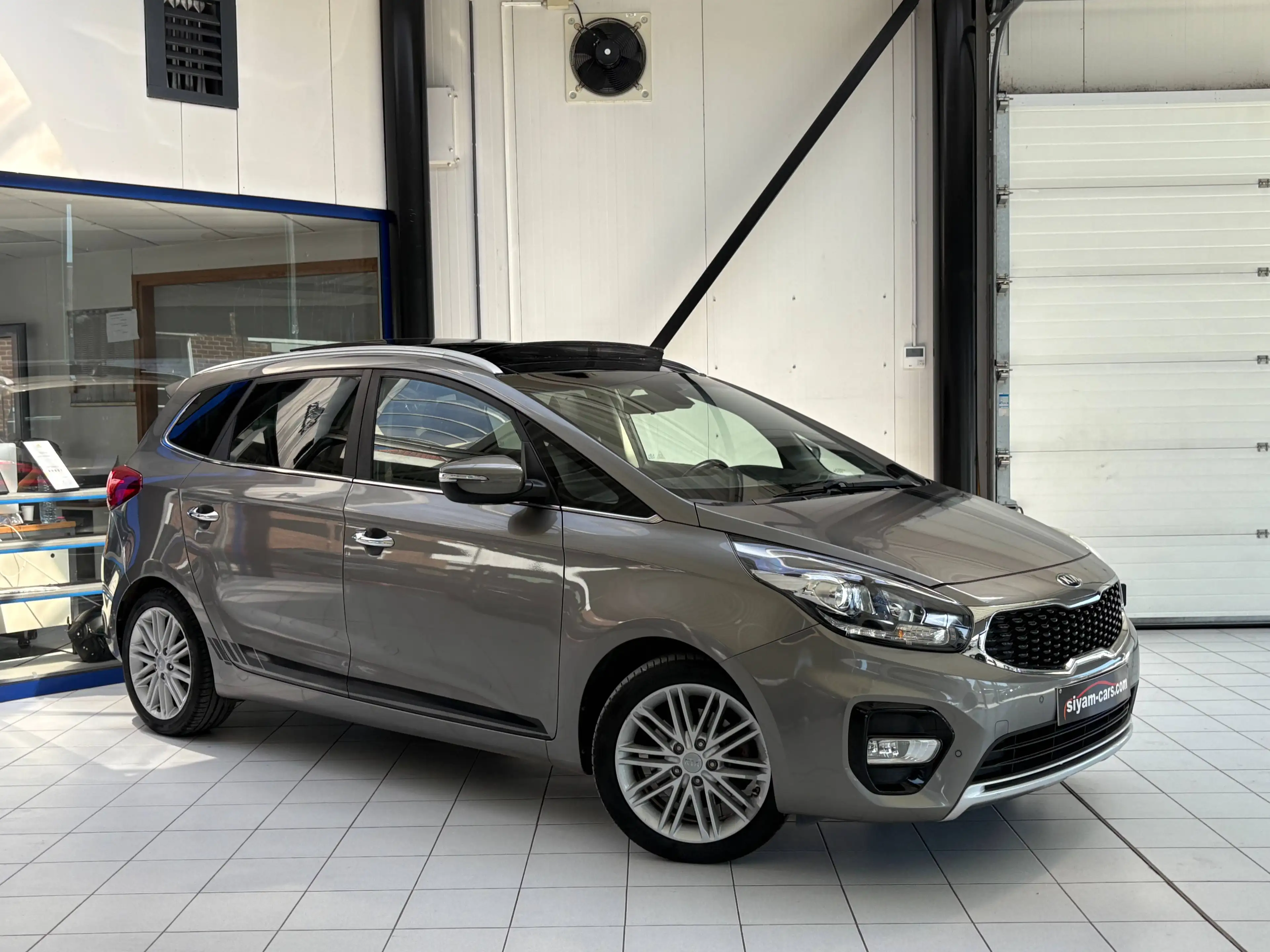 Kia Carens Carens 1.6i *7PL * XENON * TOIT * GPS * CAMERA * CARPLAY * JANTES * — photo 7