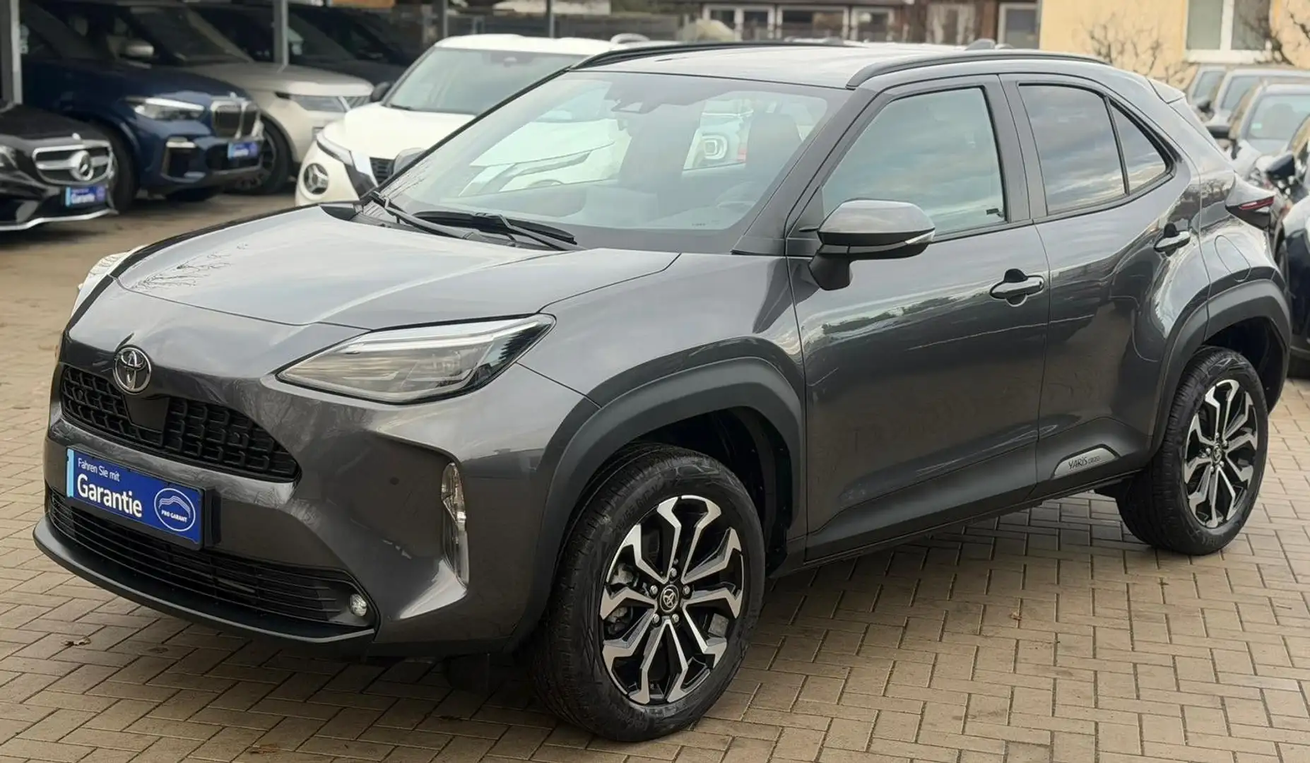 Toyota Yaris Cross Hybrid FWD Basis ACC*Kamera Gris - 1