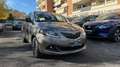 Lancia Ypsilon 1.0 FIREFLY S&S HYBRID GOLD*24M.G.*CARPLAY*LED*TEL Gris - thumbnail 2