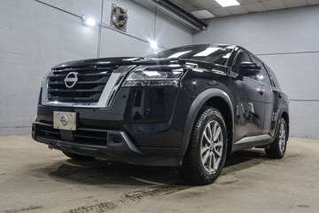 S AWD No reported accidents. / Aucun accident rapp